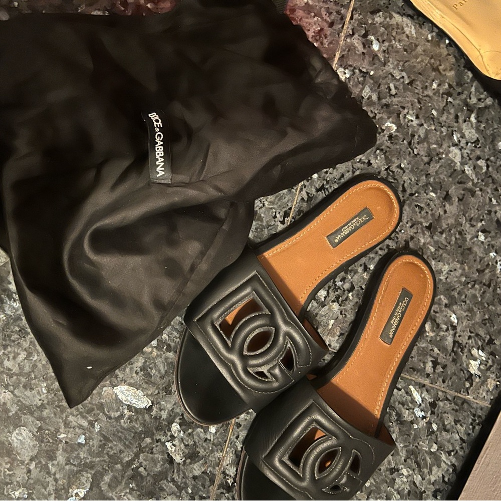 Dolce and Gabbana slides